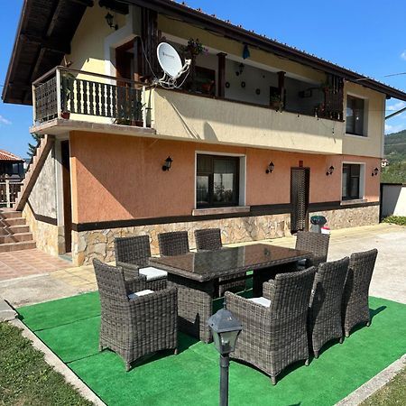 Villa Paradise Beli Iskar Buitenkant foto