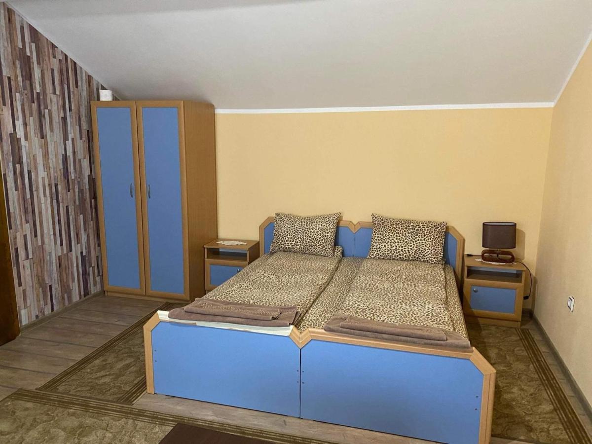 Villa Paradise Beli Iskar Buitenkant foto