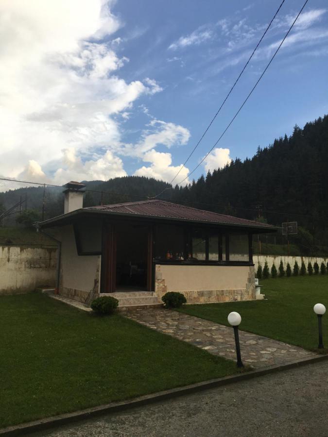 Villa Paradise Beli Iskar Buitenkant foto